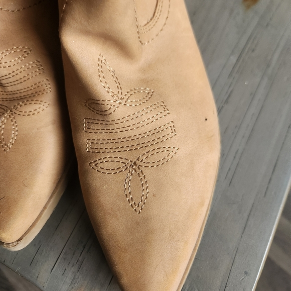 Dolce Vita Koolson Cowboy Boots - Picture 4 of 8